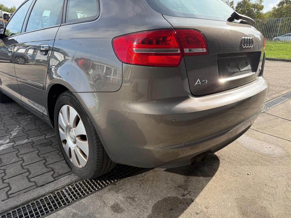 Audi A3 8P original Stoßstange Stoßfänger hinten LY1P Dakotagrau Sportback BJ12